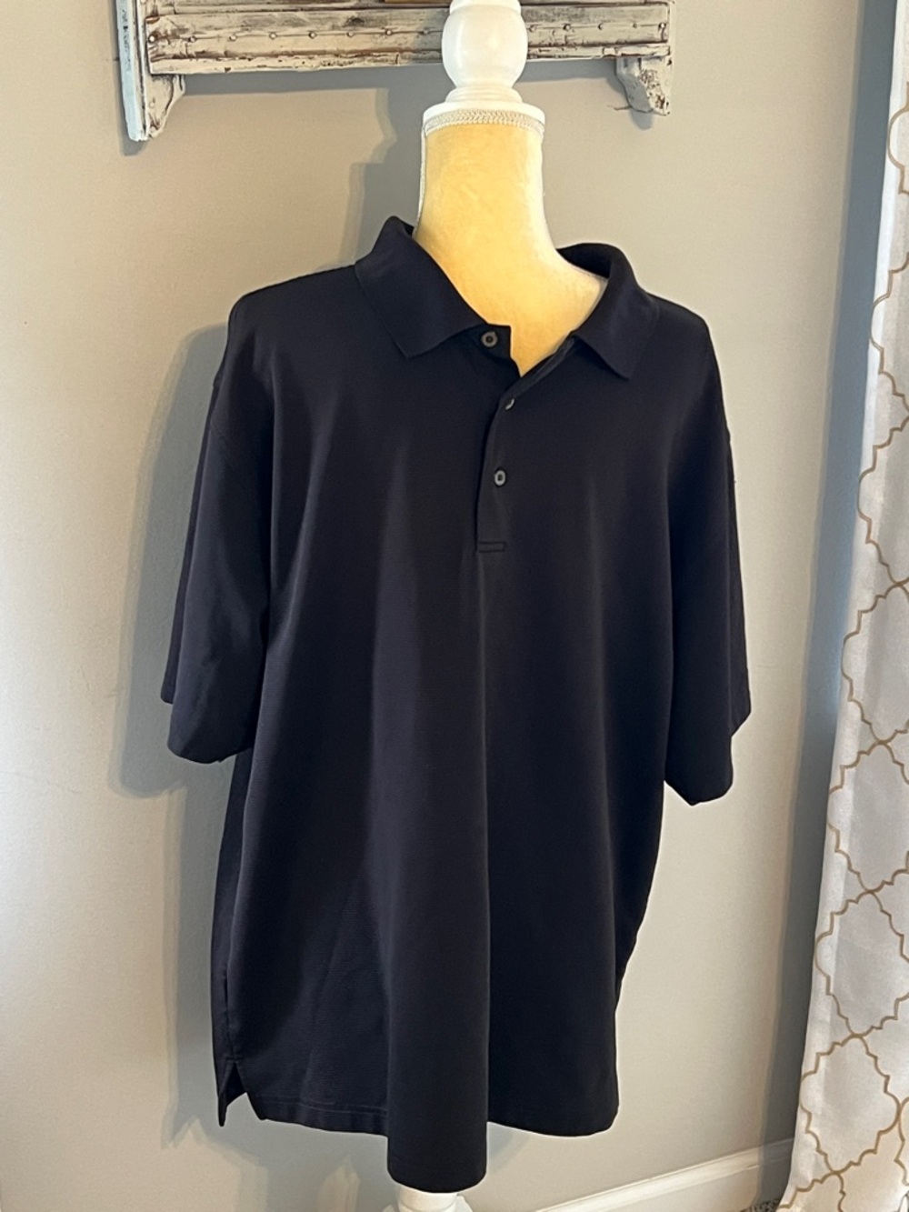 Men's Black Polo Shirt - Classic Short Sleeve